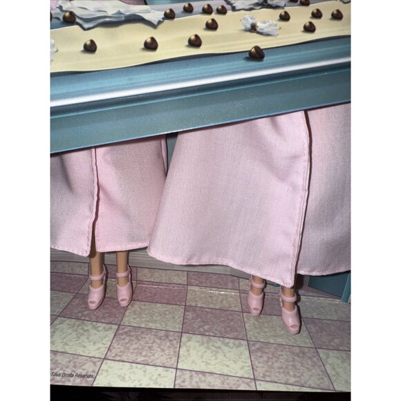 Barbie Lucy and Ethel Doll I Love Lucy in Job Switching In Box No Sound - Picture 4 of 7